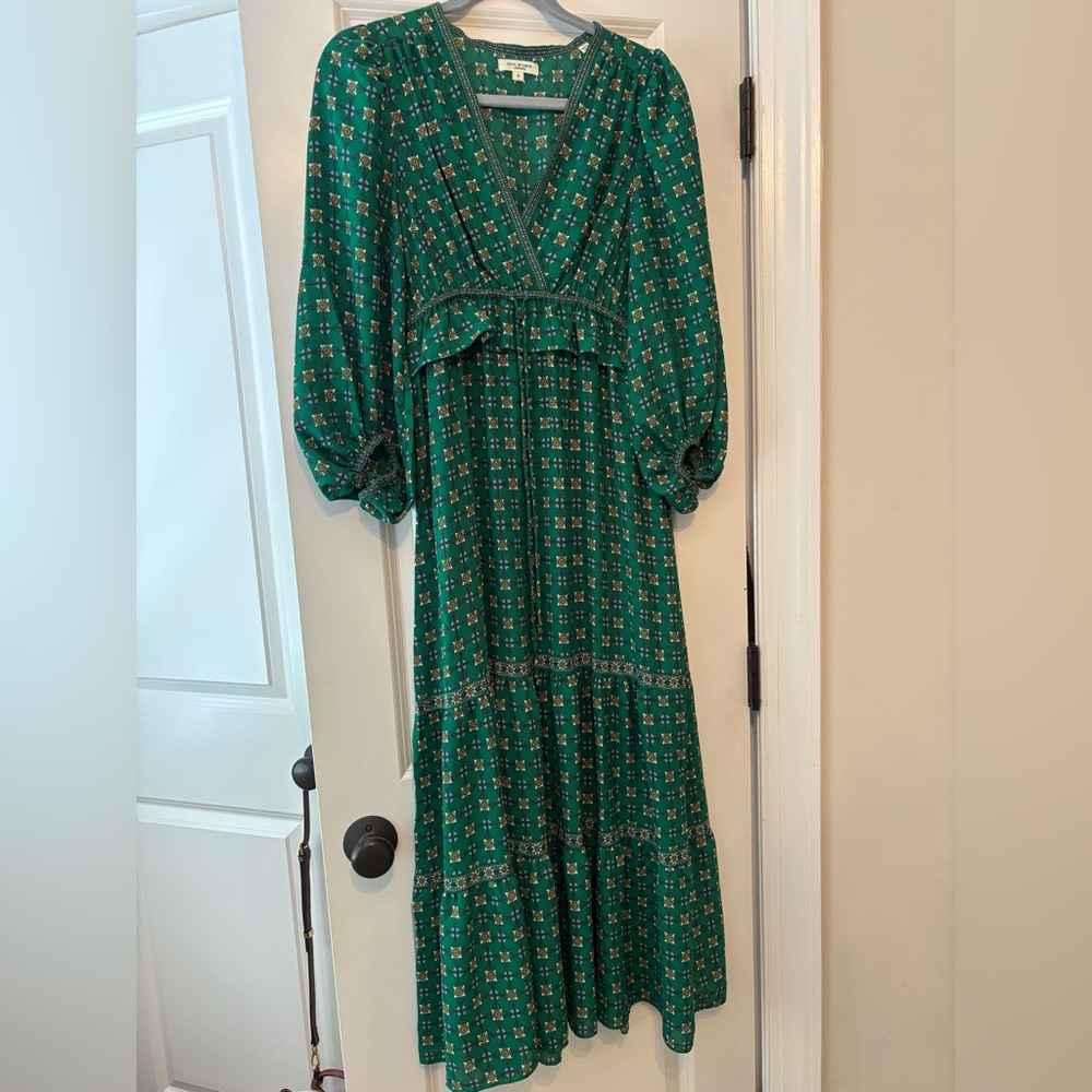 Max Studio Green Floral Long Sleeve Dress
